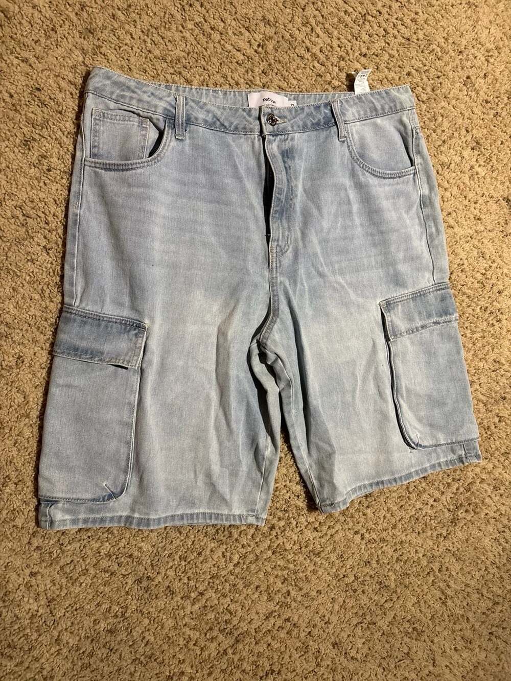 Refuge Light Wash Denim Cargo Shorts